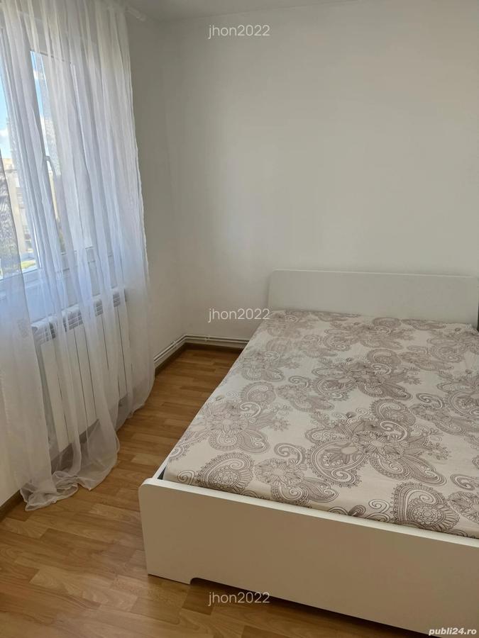 Inchiriez Garsoniera in Severin zona Targul Veterani - 3