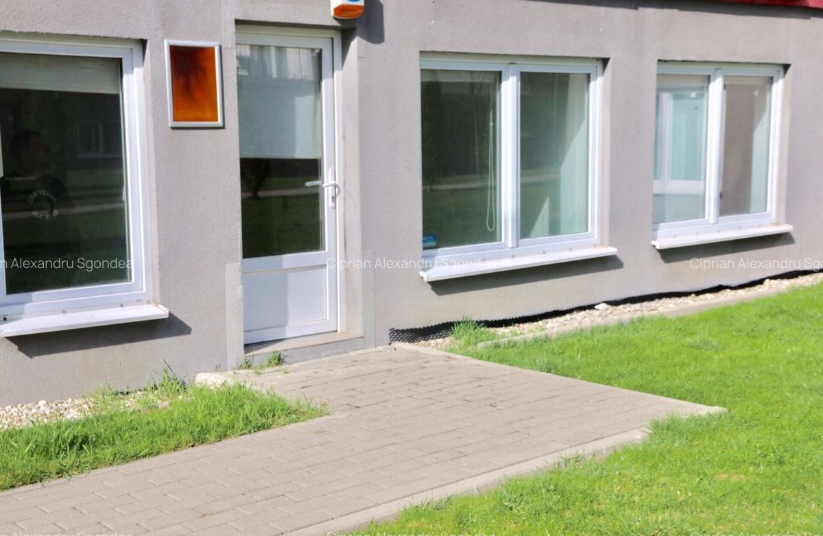 Apartament 3 Camere Sau Spatiu Comercial Avantgarden Bartolomeu - 2