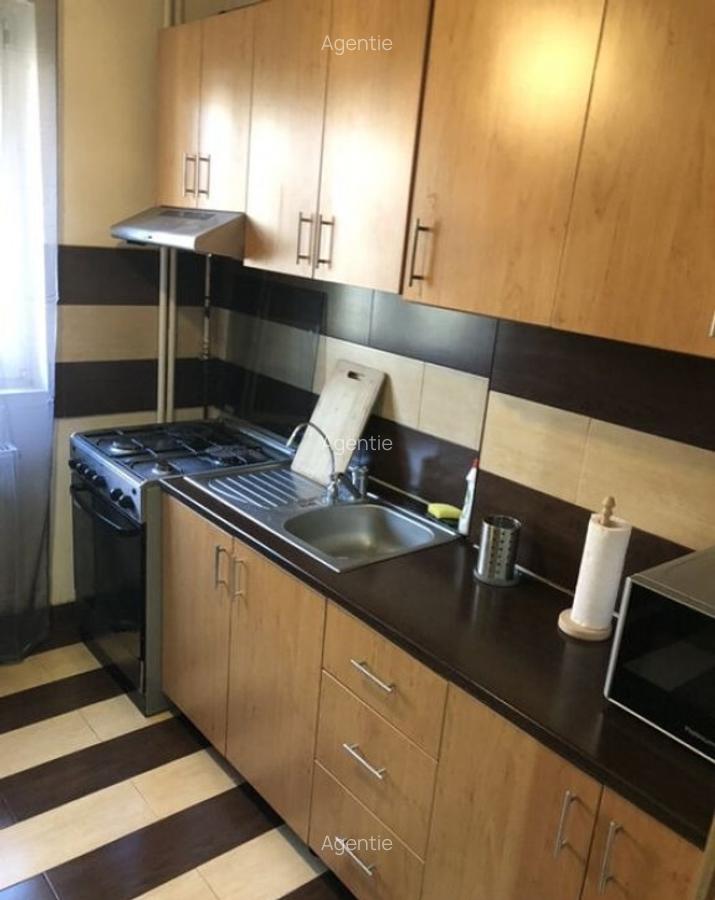 Inchiriez Apartament 2 camere Regie - 3