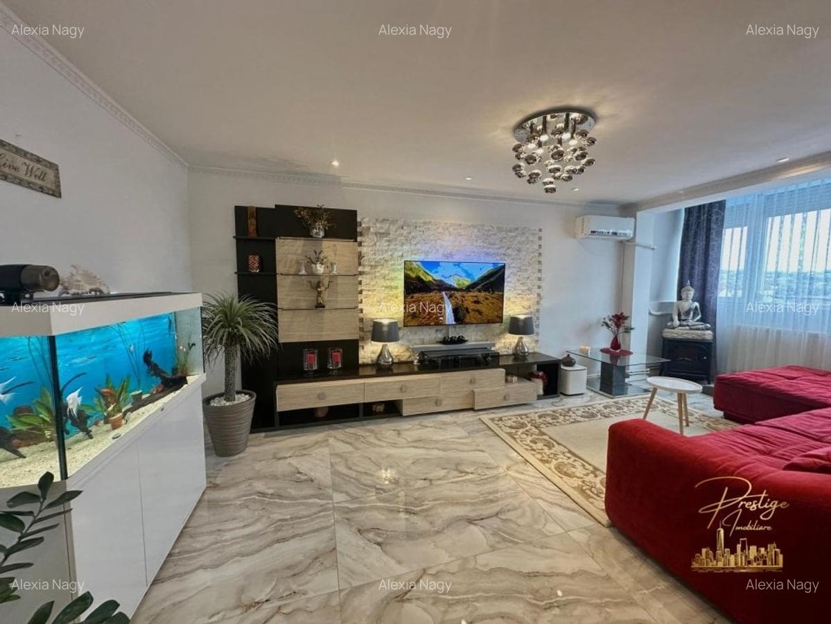 Apartament cu 3 camere decomandat în Rogerius - 3