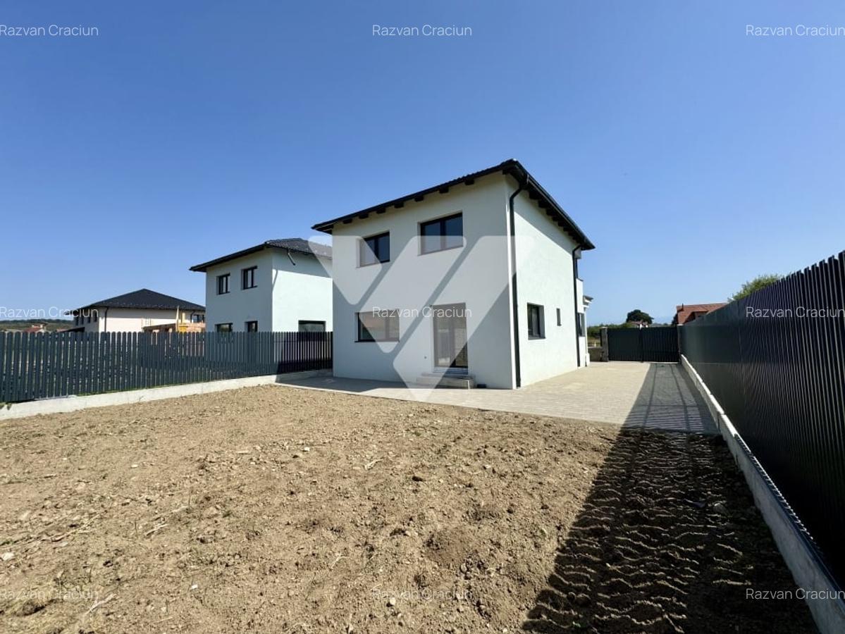 Casa individuala 4 camere 2 bai teren 284 mp in Cristian Sibiu - 4
