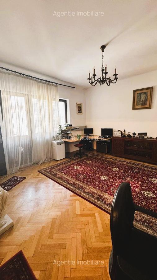 4 camere Magheru, interbelic, circular,2 balcoane, 2 băi geam, terasă, boxă, ASE - 17