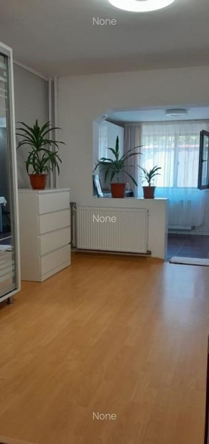 Garsoniera 32mp, finisata modern, Intre Lacuri - 2