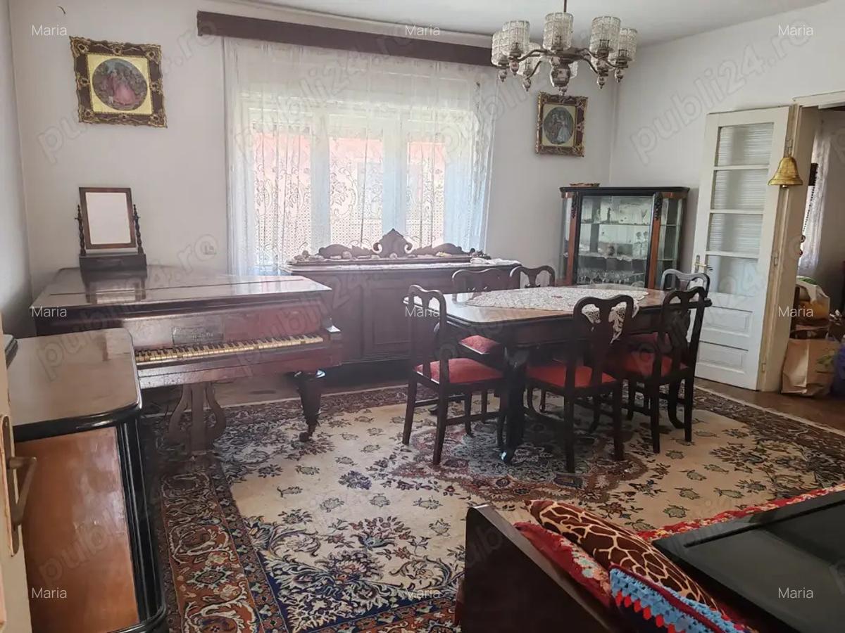 Casa cu poten?ial deosebit in centrul ora?ului ?imleu Silvaniei - 5