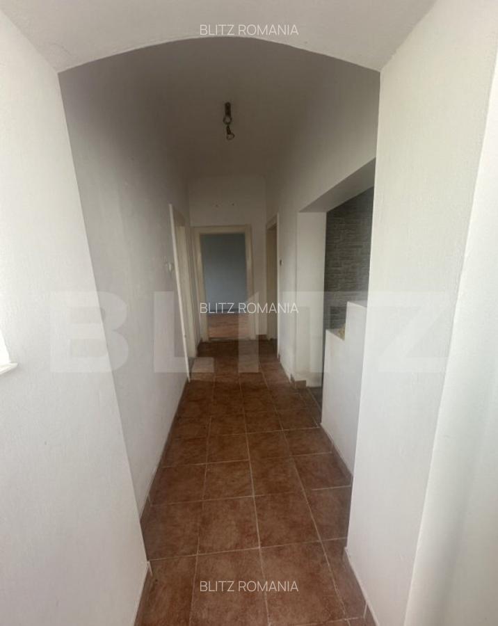 Casa de locuit cu 3 camere, 80 mp, cu 683 mp teren, zona Cen - 9