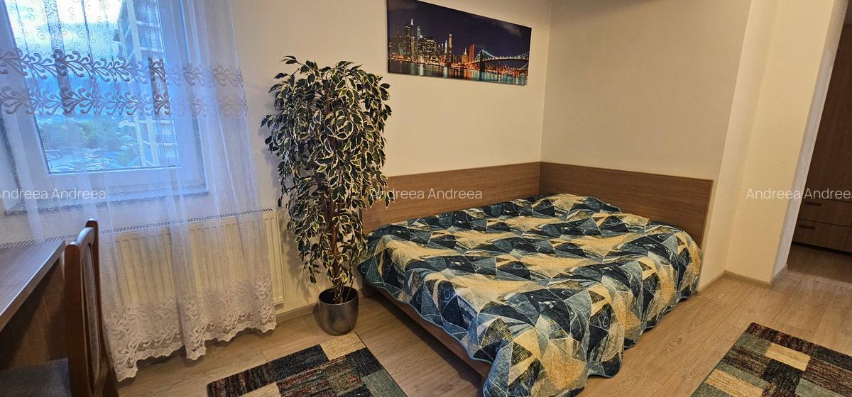 Apartament cu 3 camere de inchiriat zona Tractorul bloc nou - 22