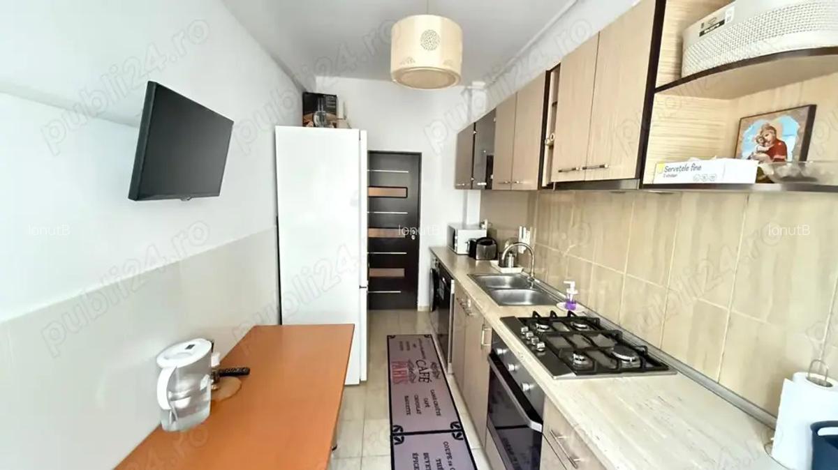 De vanzare apartament 3 camere Drumul Belsugului 33-43, etaj 3, sector 6 DIRECT PROPRIETAR - 4