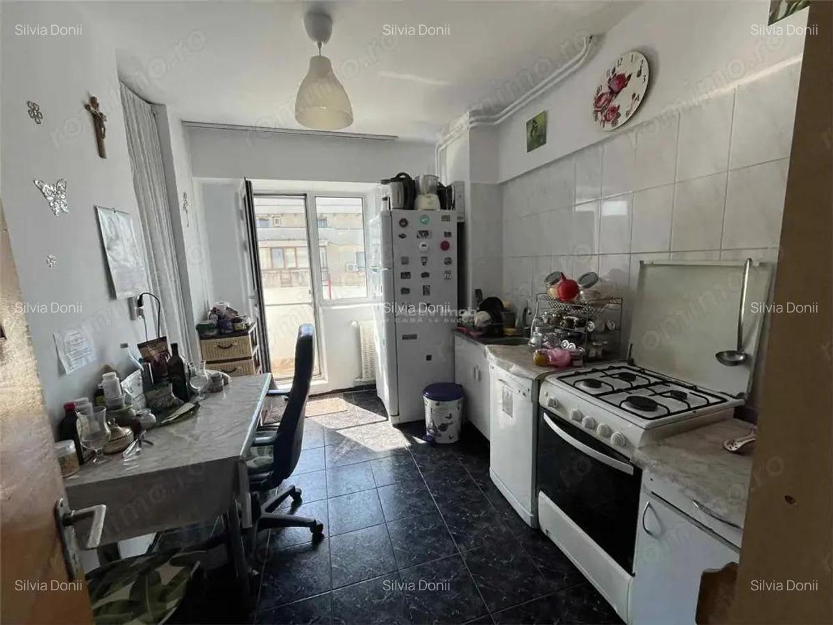Apartament 2 camere spatios si luminos - decomandat - Panduri - Marriott - 7