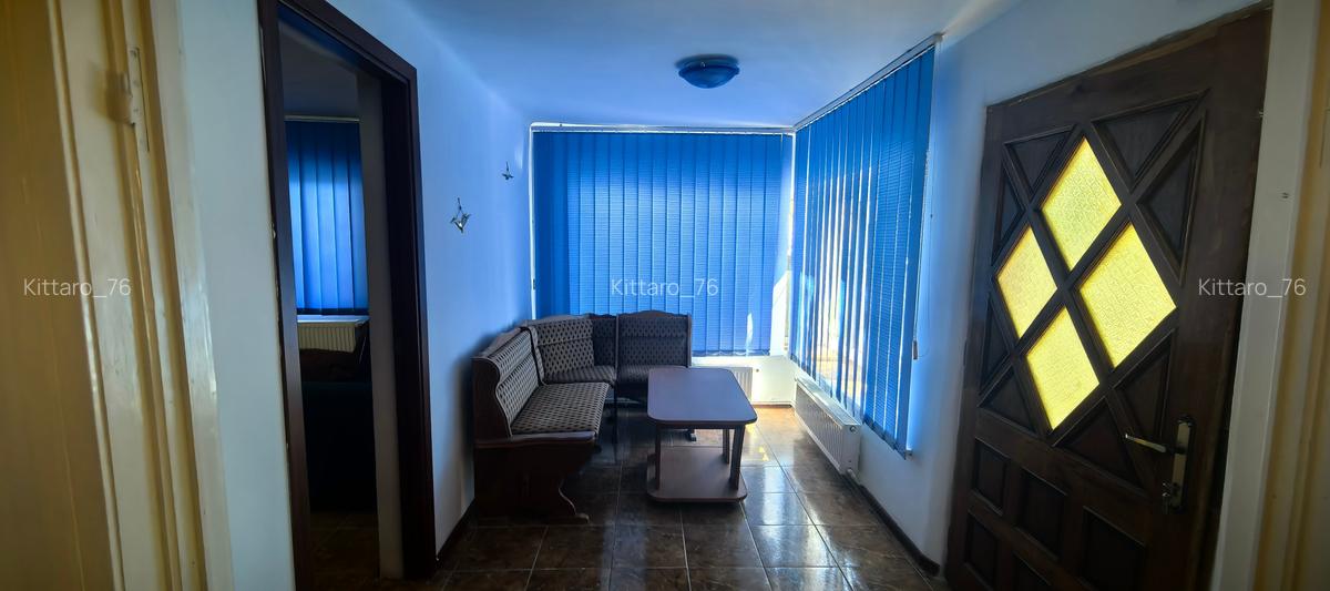 Casa Breaza , situata in zona de deal ,in mijlocul naturii ,spectacol de lumini - 12