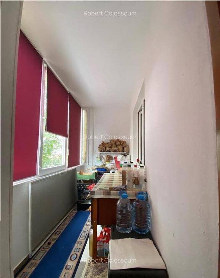 Apartament 4 camere decomandat-Zona Tractorul - 9