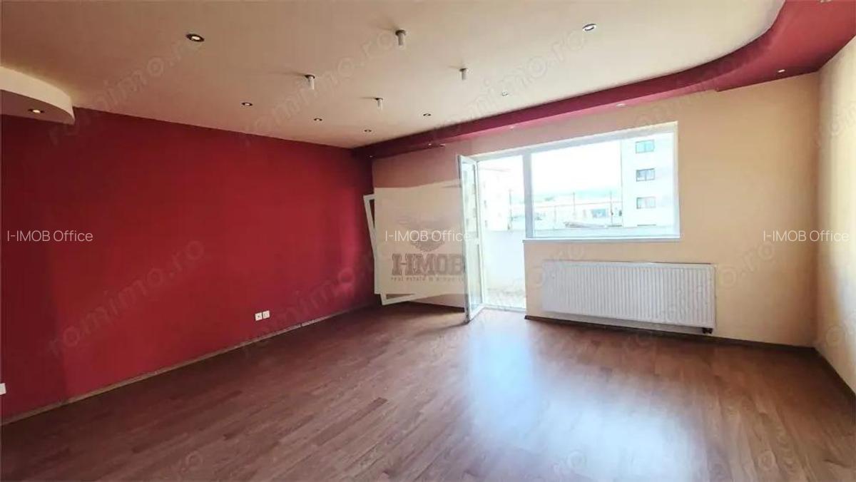 Apartament cu 3 camere 2 balcoane si parcare in Turnisor - 3