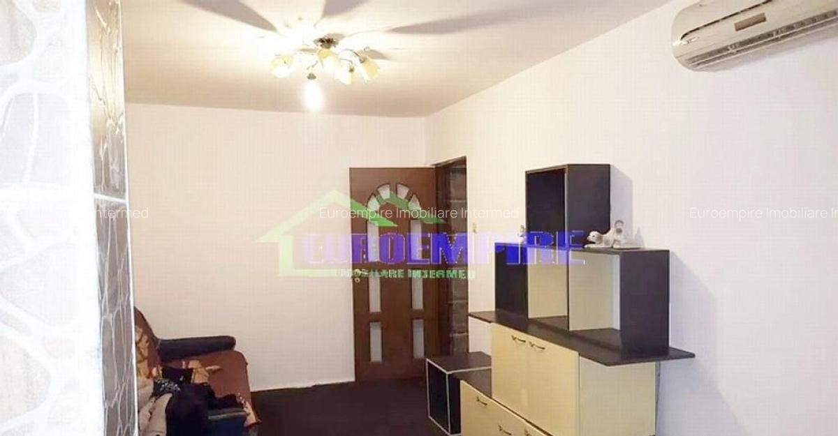 Apartament 2 camere de vanzare zona KM 4-5 - 1