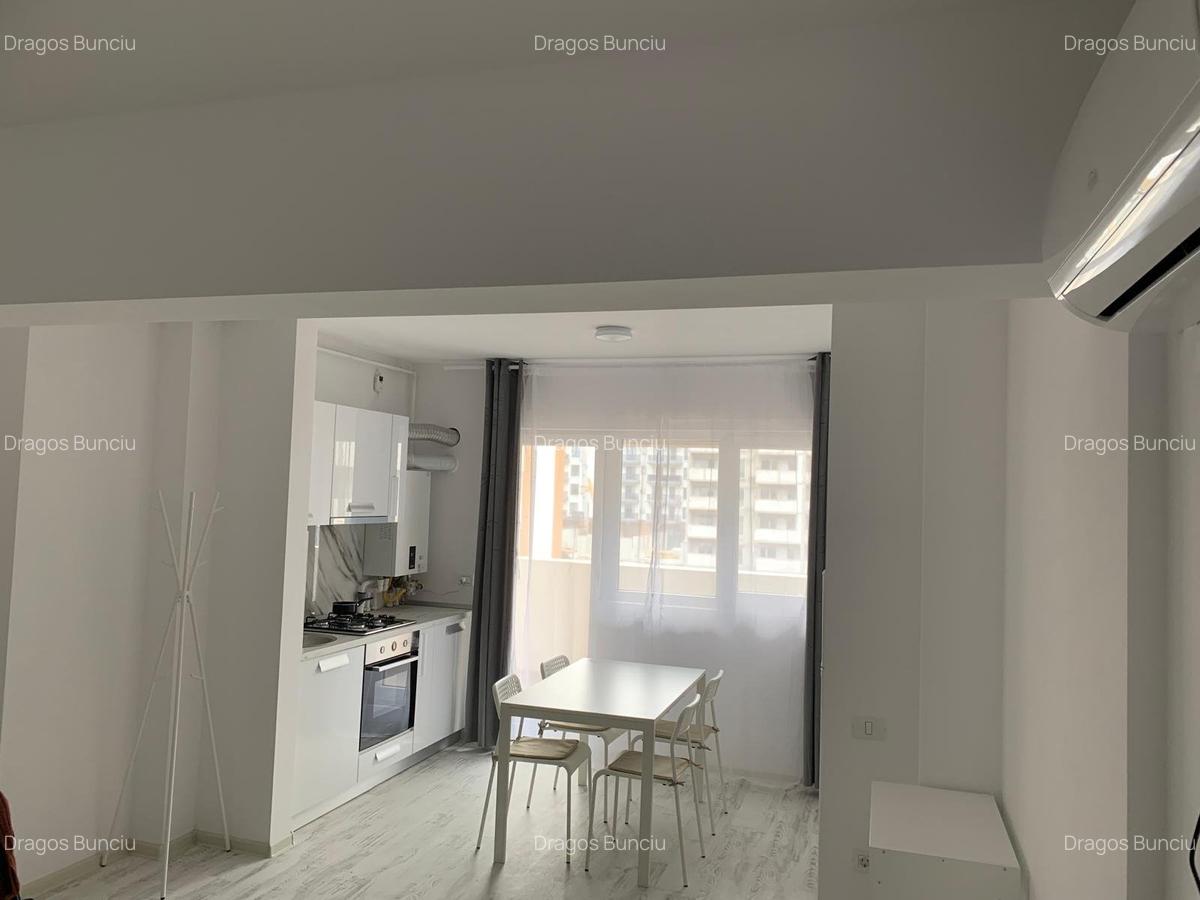 Apartament cu 2 camere decomandat în Apărătorii Patriei - 5