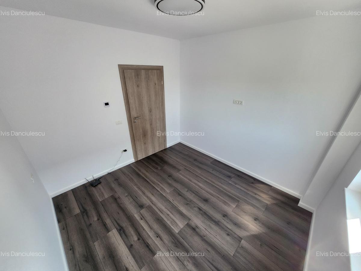 Casă cu 4 camere în Moșnița Nouă - 8