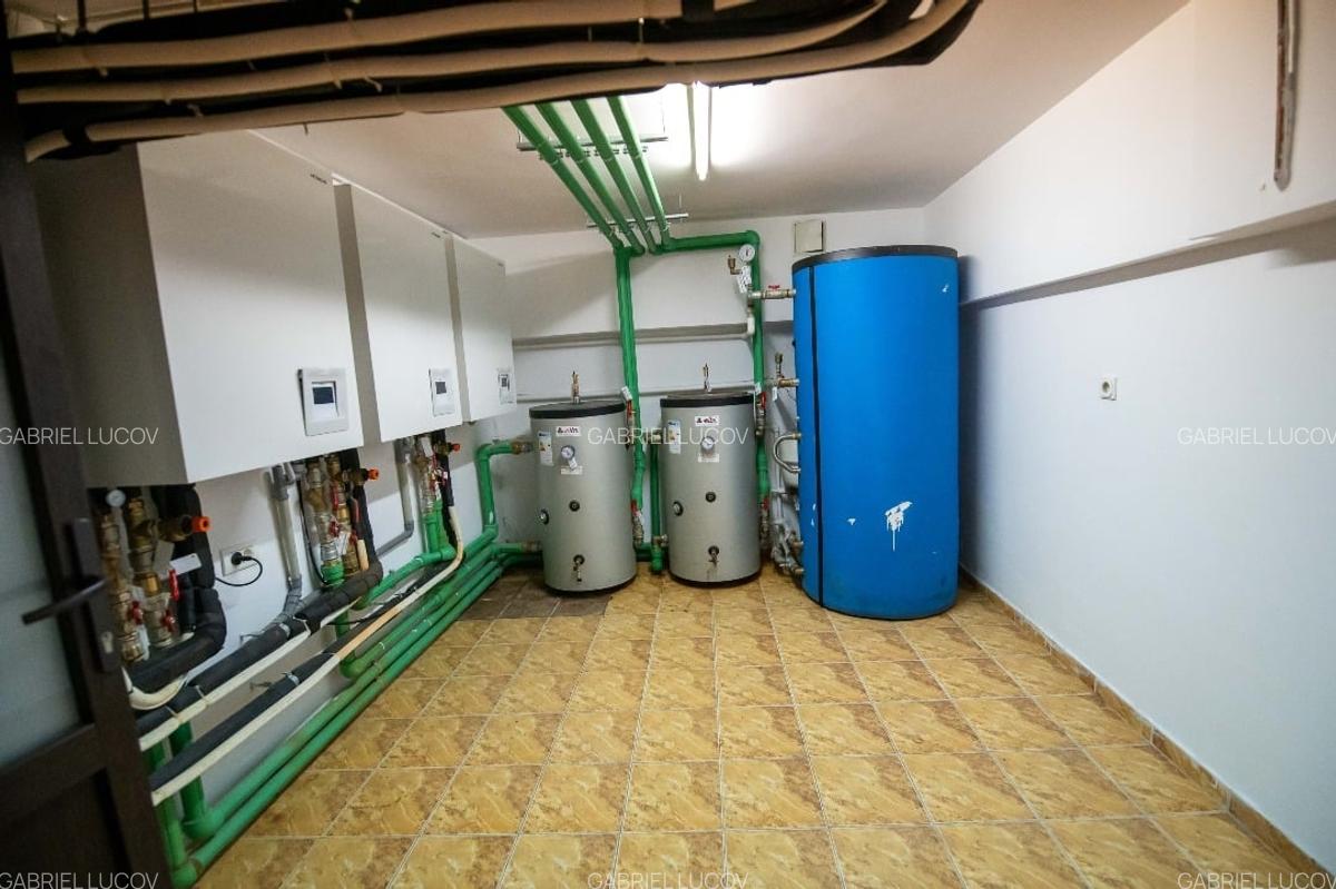 VILA P+2 CU PISCINA, 22 CAMERE SI CONSUM ZERO, BANEASA - ROMATSA - 15