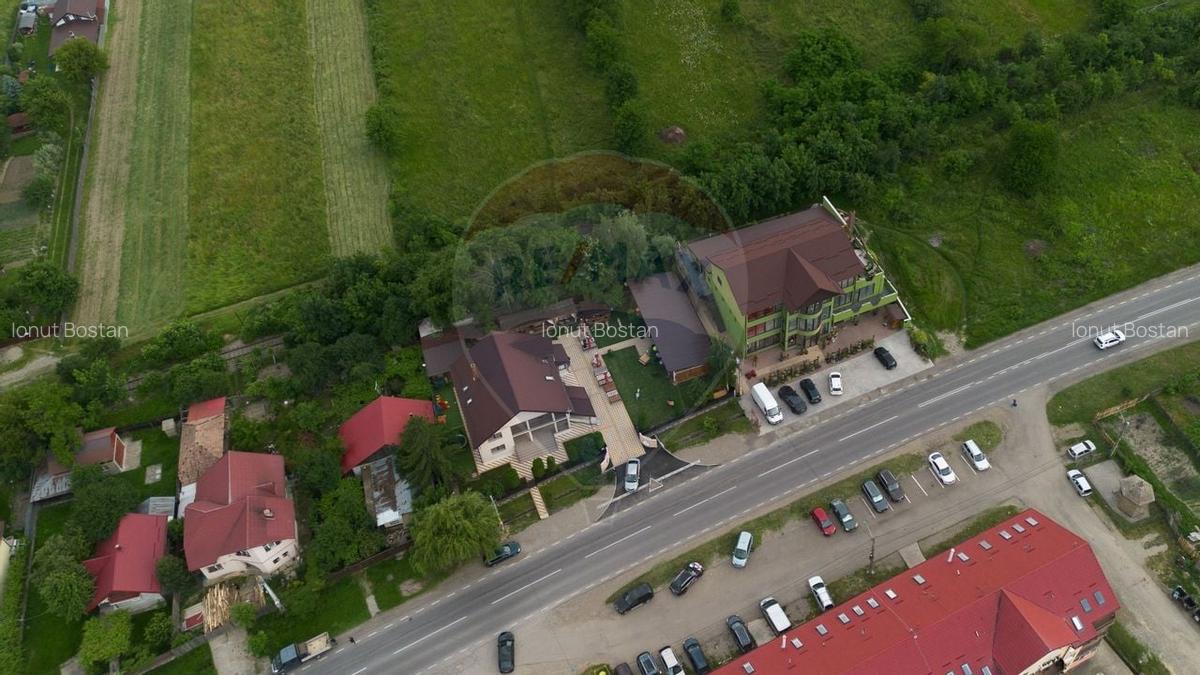 Casa spatioasa de vanzare - 19