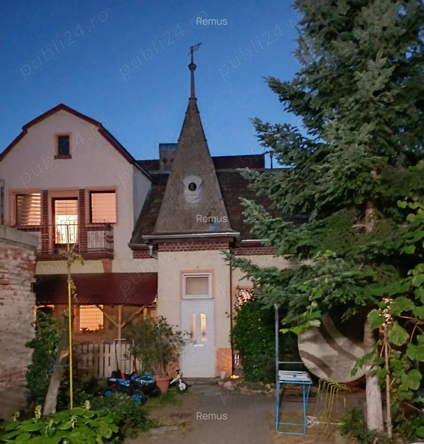 Casa P+E zona P-ta Mica + spatiu birou la Strada G.Cosbuc - 1