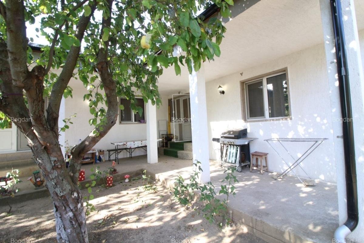Casă individuală cu 4 camere în Schela - 2