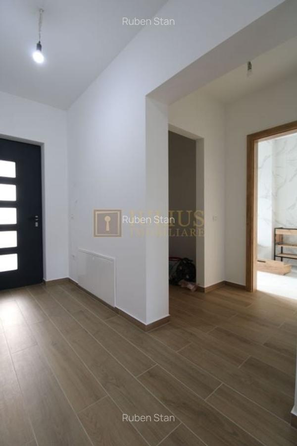 Casa zona Lunei, 5 camere + 3 bai, centrala proprie, prima inchiriere - 6