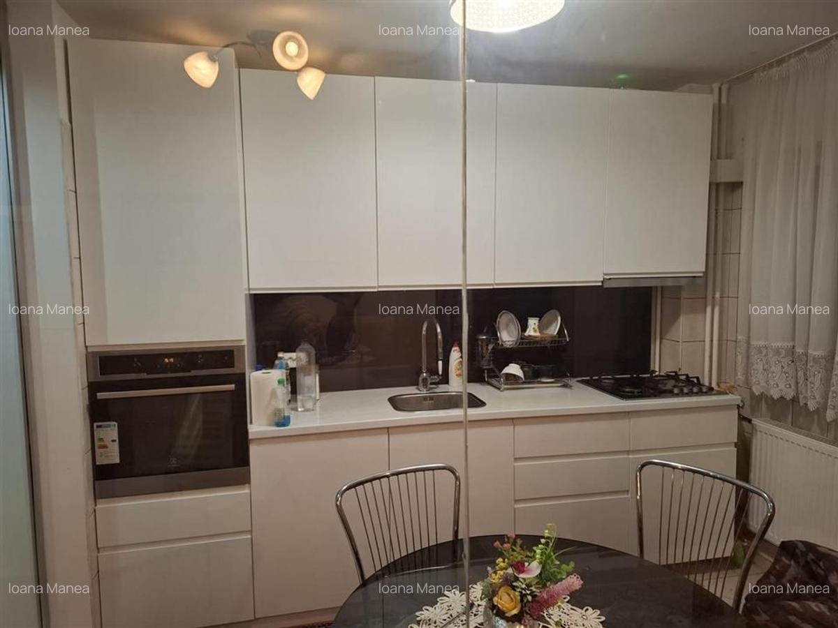 Vanzare apartament 2 camere | Iulia Hasdeu | et 3 | renovat | 55 mp utili | Bloc - 15