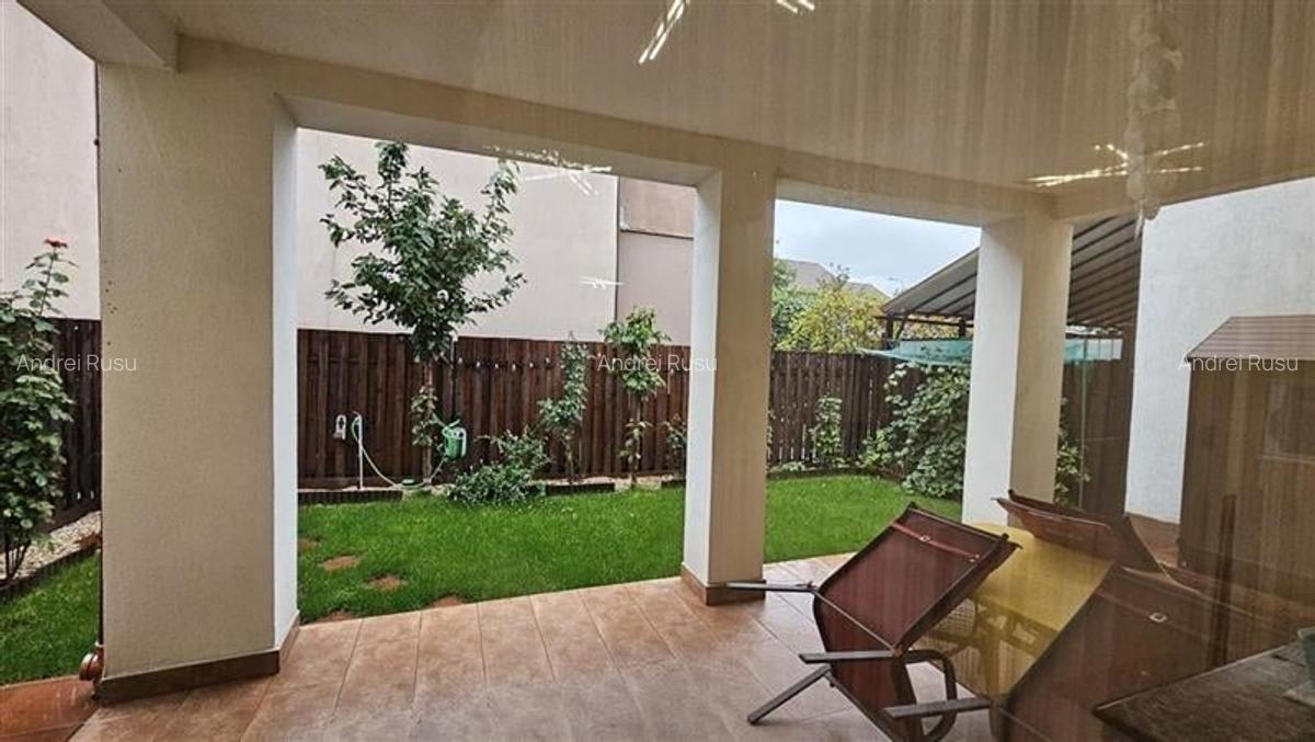 Casa eleganta, acces auto in curte, 2 terase, curti amenajate, Tractorul, Brasov - 1
