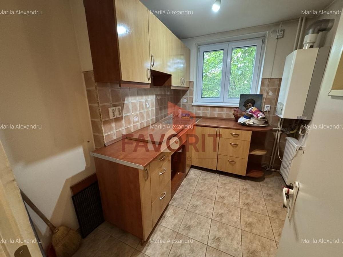 Etaj 2. Centrala proprie. La 400 m de Opera. Disponibil imediat. - 4