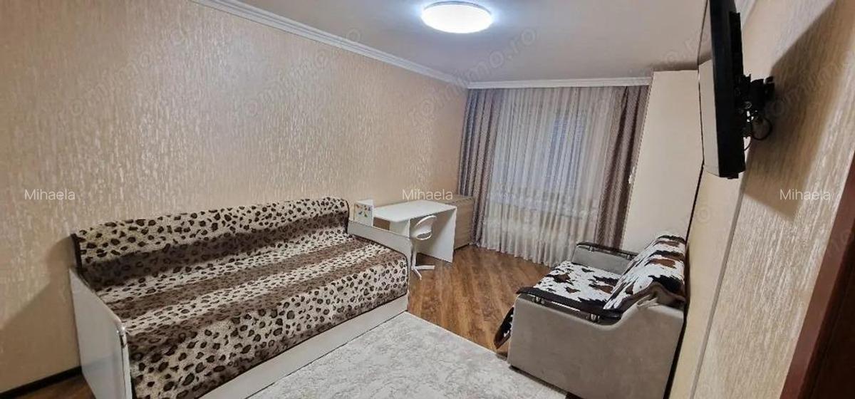 De inchiriat apartament 2 camere zona Complex Studentesc - 3