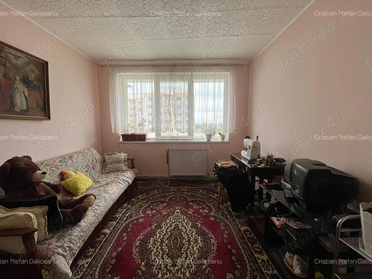 Apartament 3 camere etajul 7 de vanzare, Zona Saturn - 5