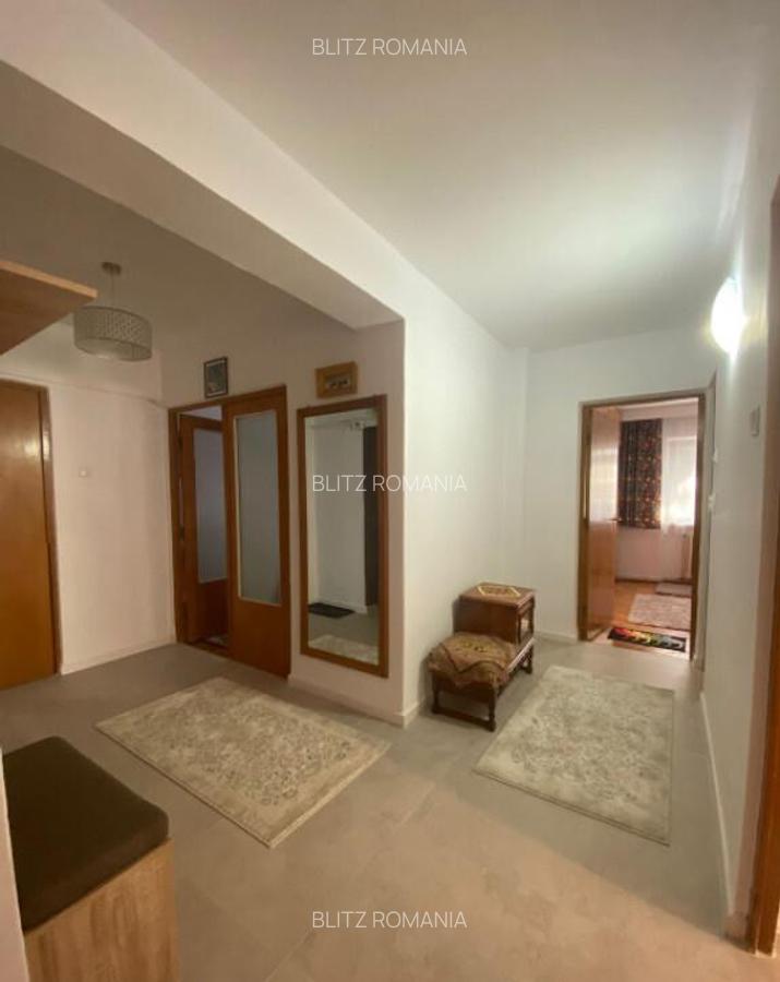 Apartament 3 camere, 115 mp, etaj 1 +garaj, zona centrala - 4