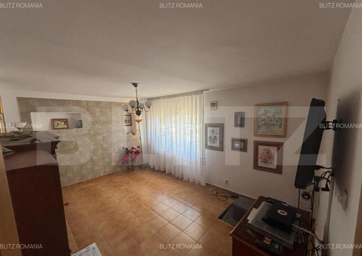 Apartament de vanzare, 3 camere decomandat, Su= 68,70mp, Et. - 6