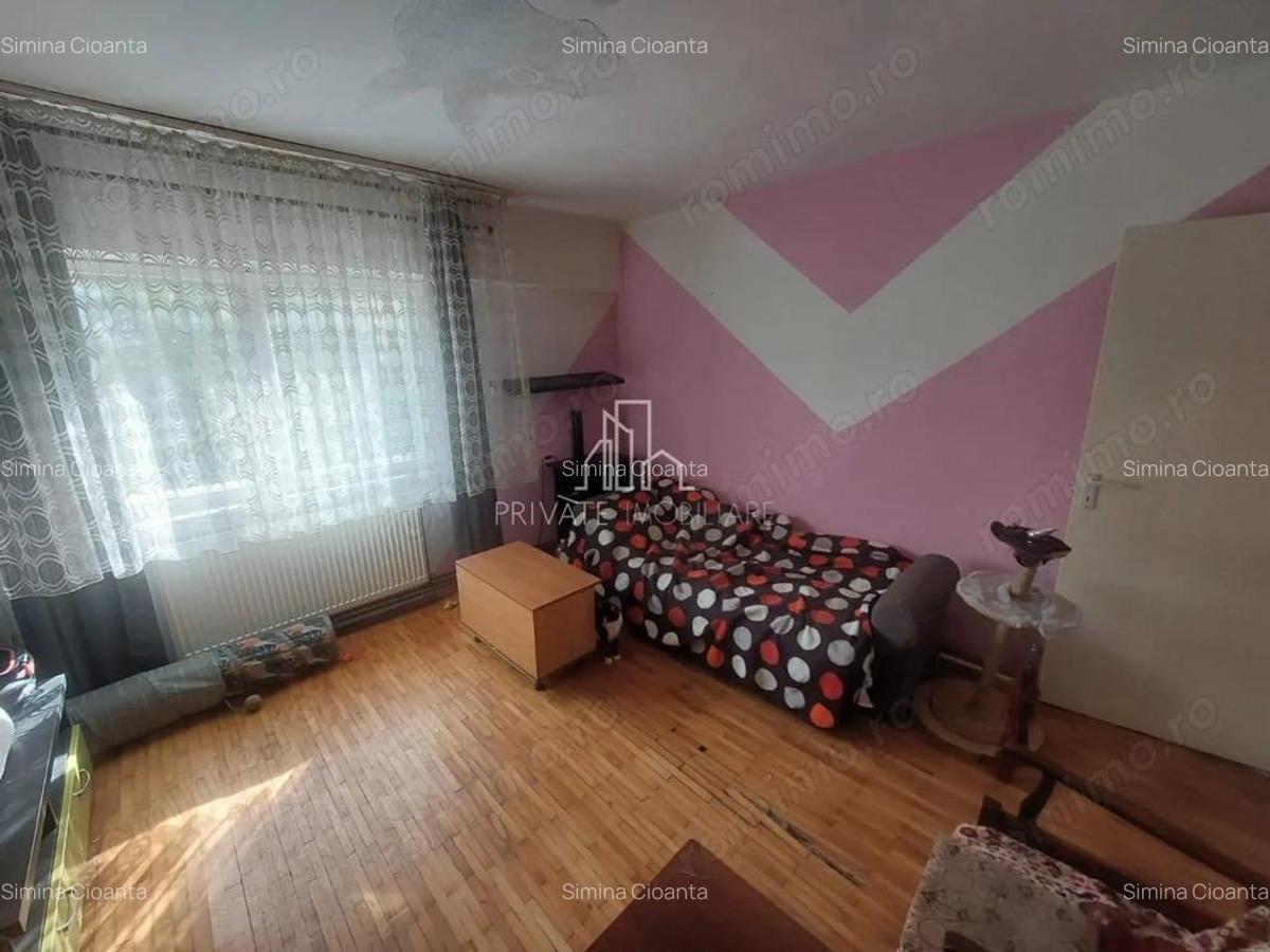Apartament 1 Camera, De Vanzare, Dambu Pietros - 1