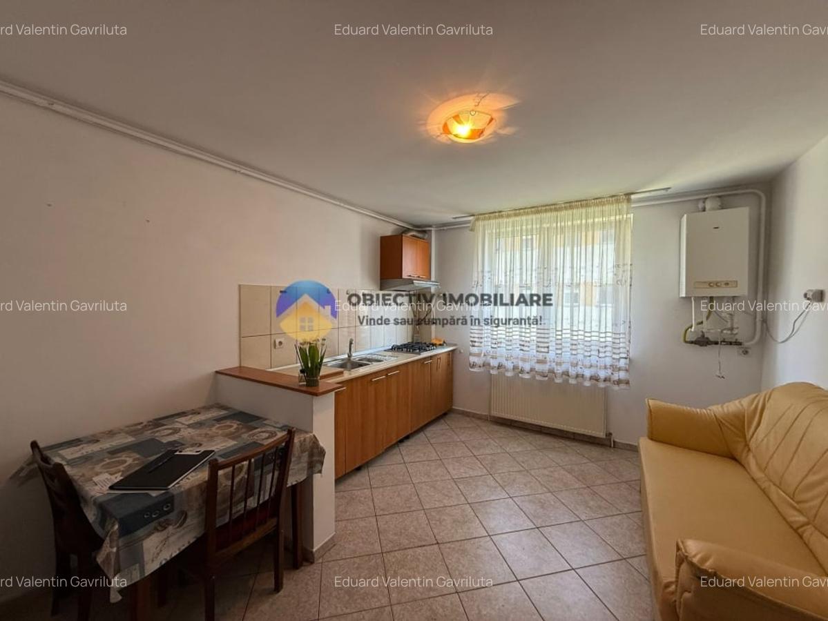 Apartament 2 camere- Str. Progresului/ Etaj 2 - 4