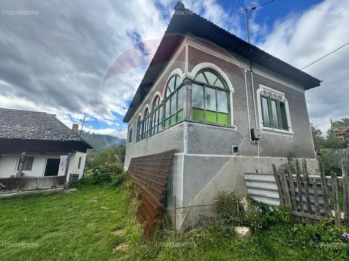 O oportunitate unica in inima naturii -- 6.605 mp in Candesti - 2