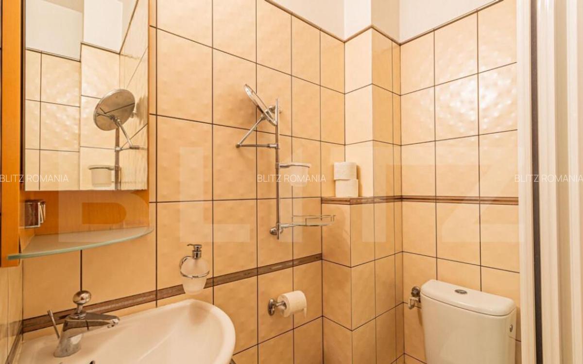 Apartament cu 3 camere ?i 3 bai in vila, zona Schei - 11