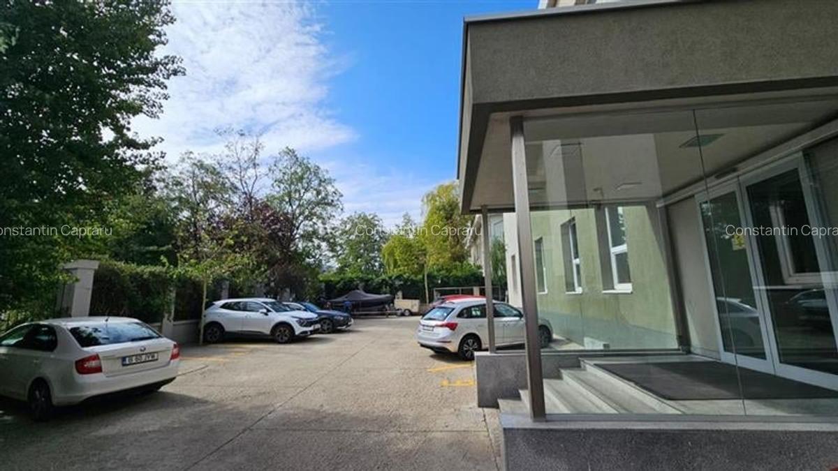 Birouri de inchiriat in cladirea Tati Center 2 - Parter 293,25 mp - 12