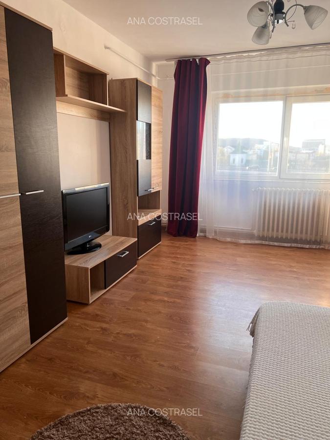 Garsonieră decomandată, mobilată în Podu Roș - 4
