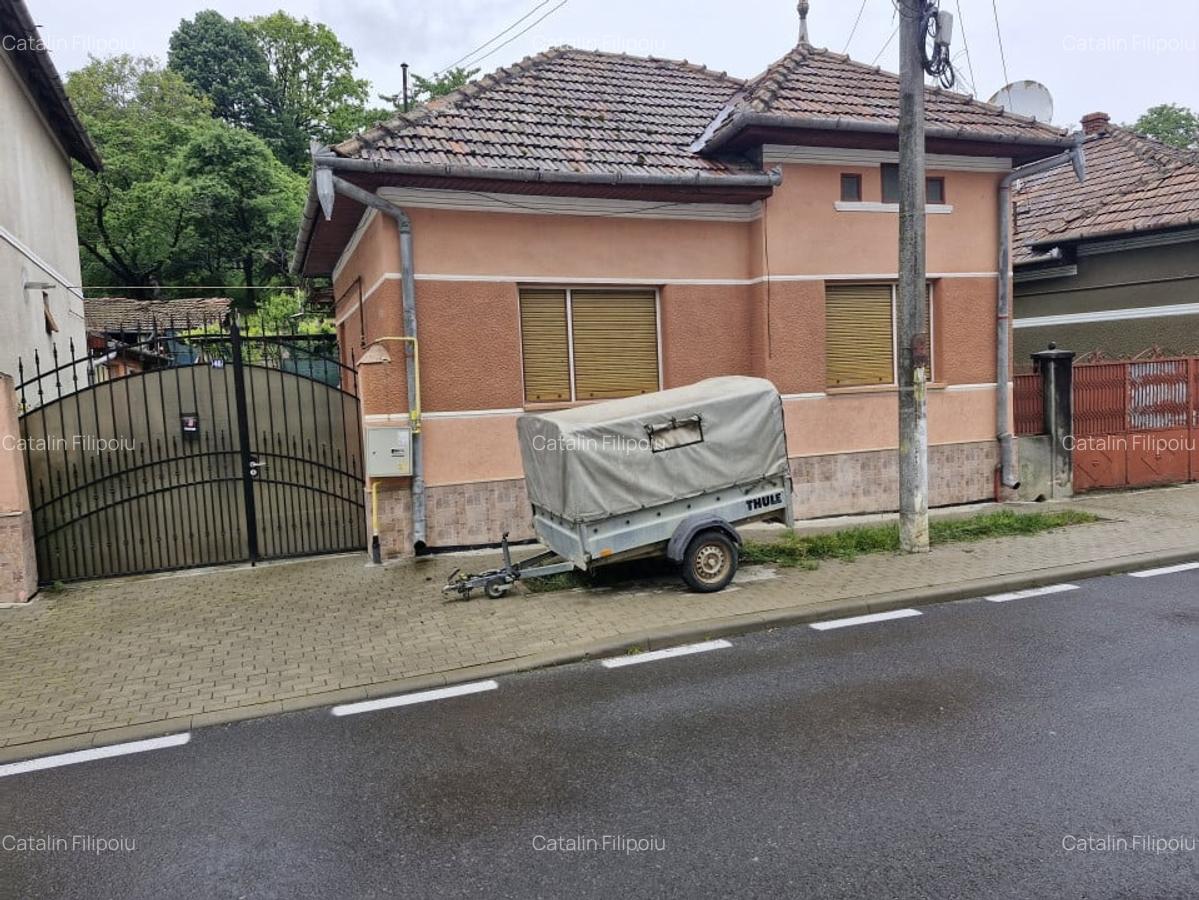 Casa frumoasa - zona linistita - 1