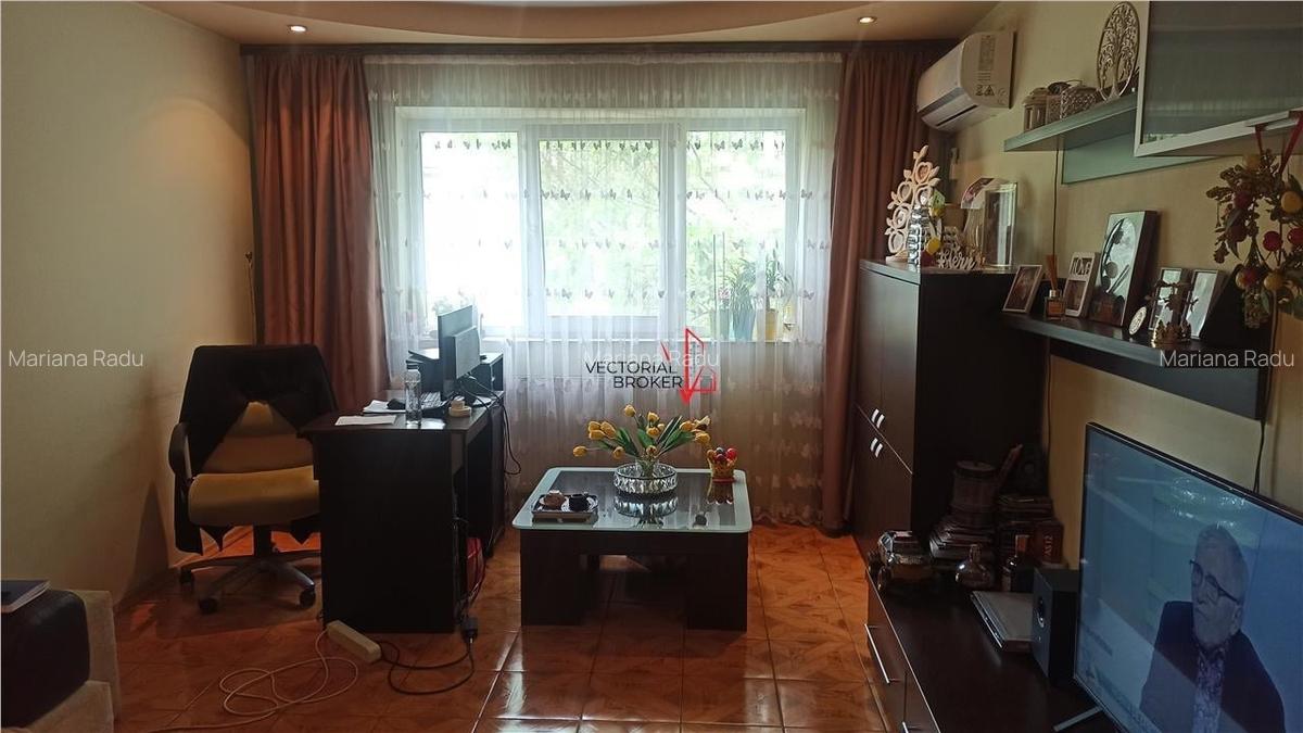 Apartament 3 cam, dec, et.4, bl.1982, 2 bai, Basarabia- Cernauti - 14