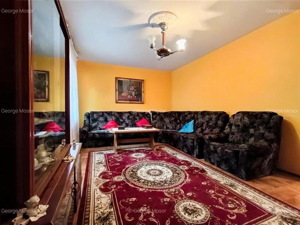 Apartament decomandat,zona de interes, potential ridicat,Calea Bucuresti,Astra,B - 15