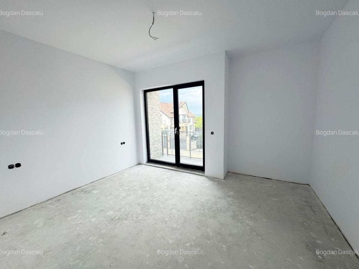 Casa tip Duplex P+E+M 180mp - 320 teren - Europa - 9