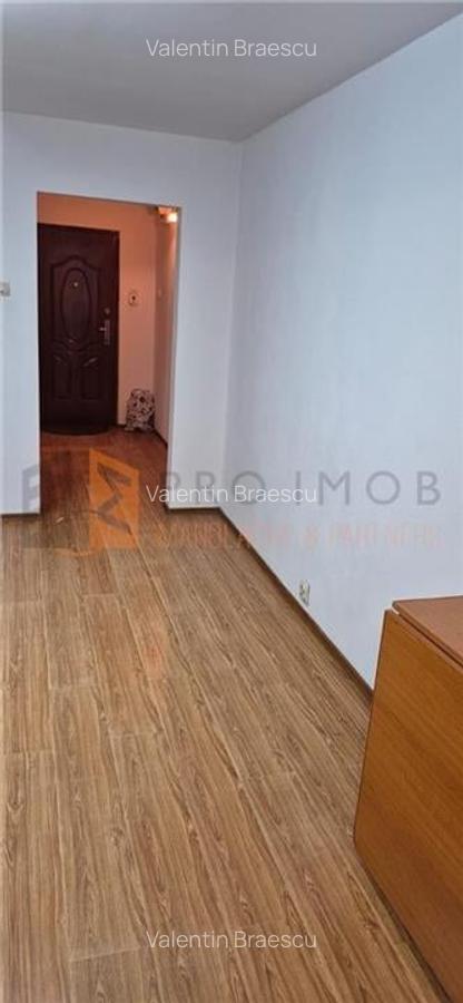 Apartament 2 camere cf 1 semidecomandat zona Micro 3 - 14