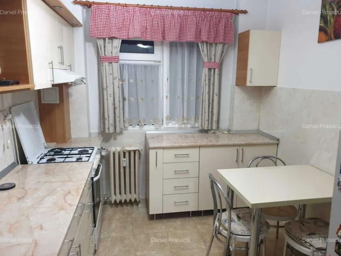 Apartament cu 4 camere decomandat, mobilat în Drumul Taberei - 7