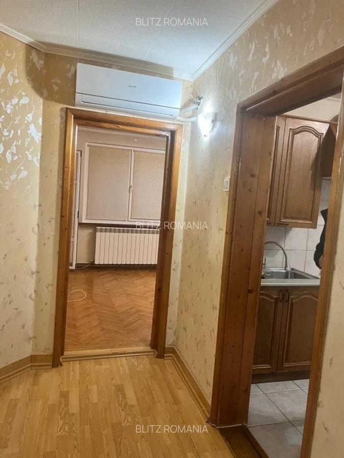 Apartament  Central ,3 camere, 72mp ,etaj  intermediar, zona SIRET - 5