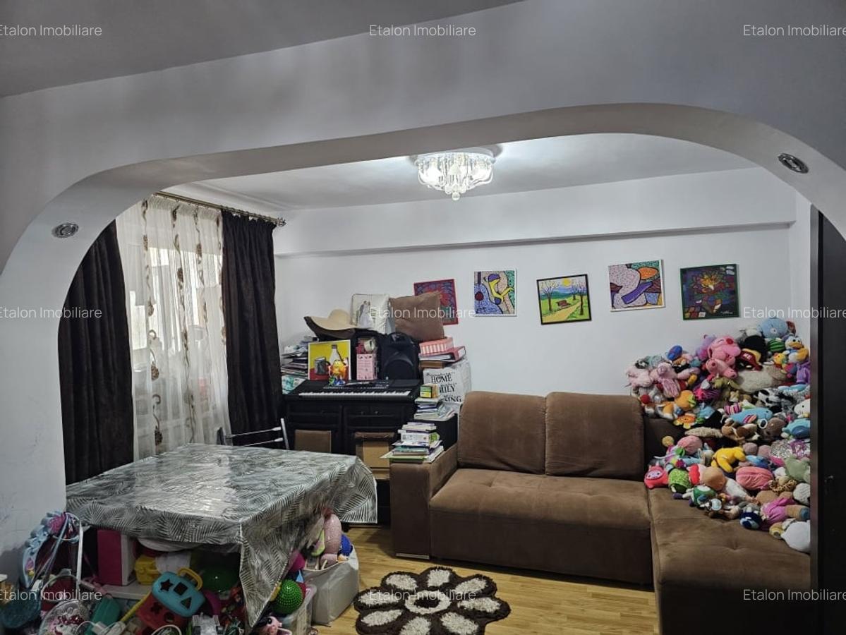 Apartament 2 camere etaj 1, Zona Ciuperca Maratei - 1