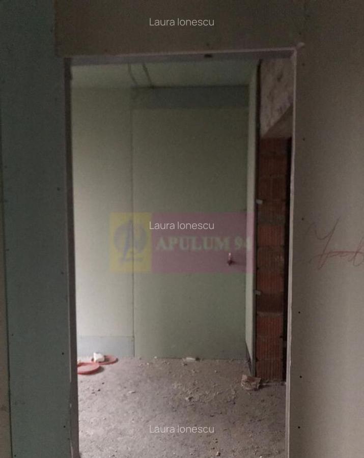 Vila la rosu Zarnesti- Mitropolit Metianu cu vedere super... - 10