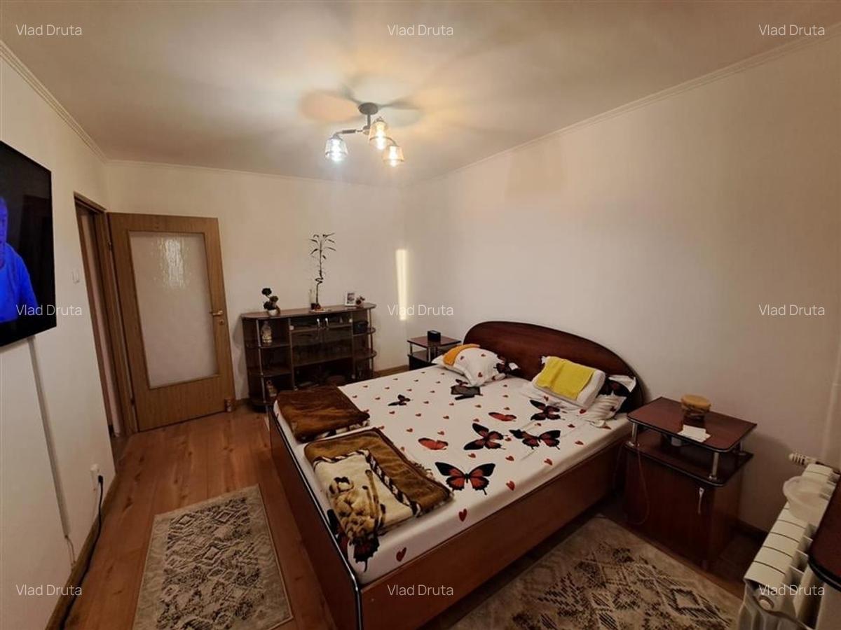 Apartament cu 3 camere decomandat în Rogerius - 4