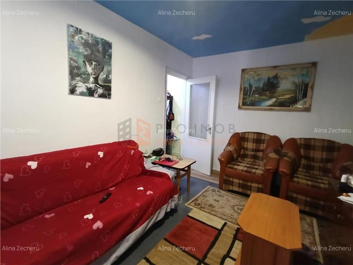 Apartament cu 2 camere în Micro 14 - 1