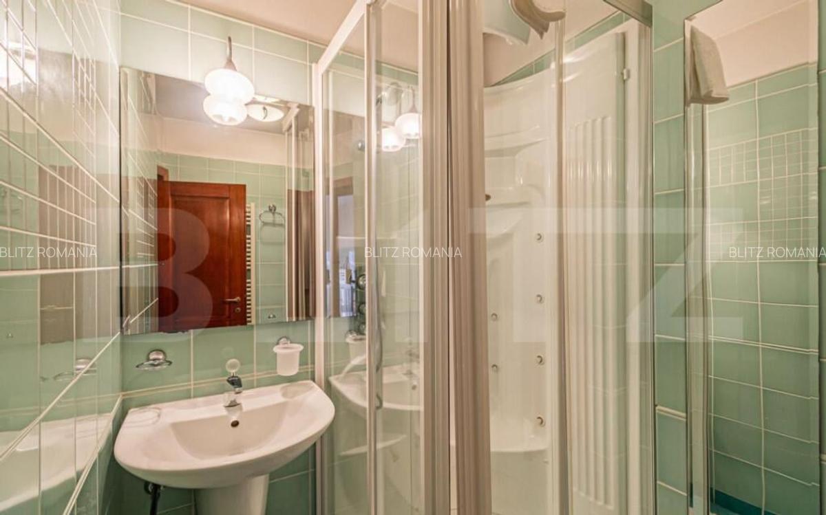 Apartament cu 3 camere ?i 3 bai in vila, zona Schei - 9