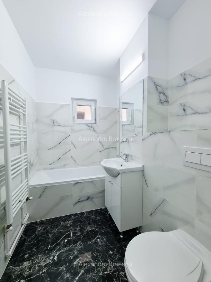 Apartament renovat complet Piata Centrala "Starea Civila" etaj 2 LIBER - 7