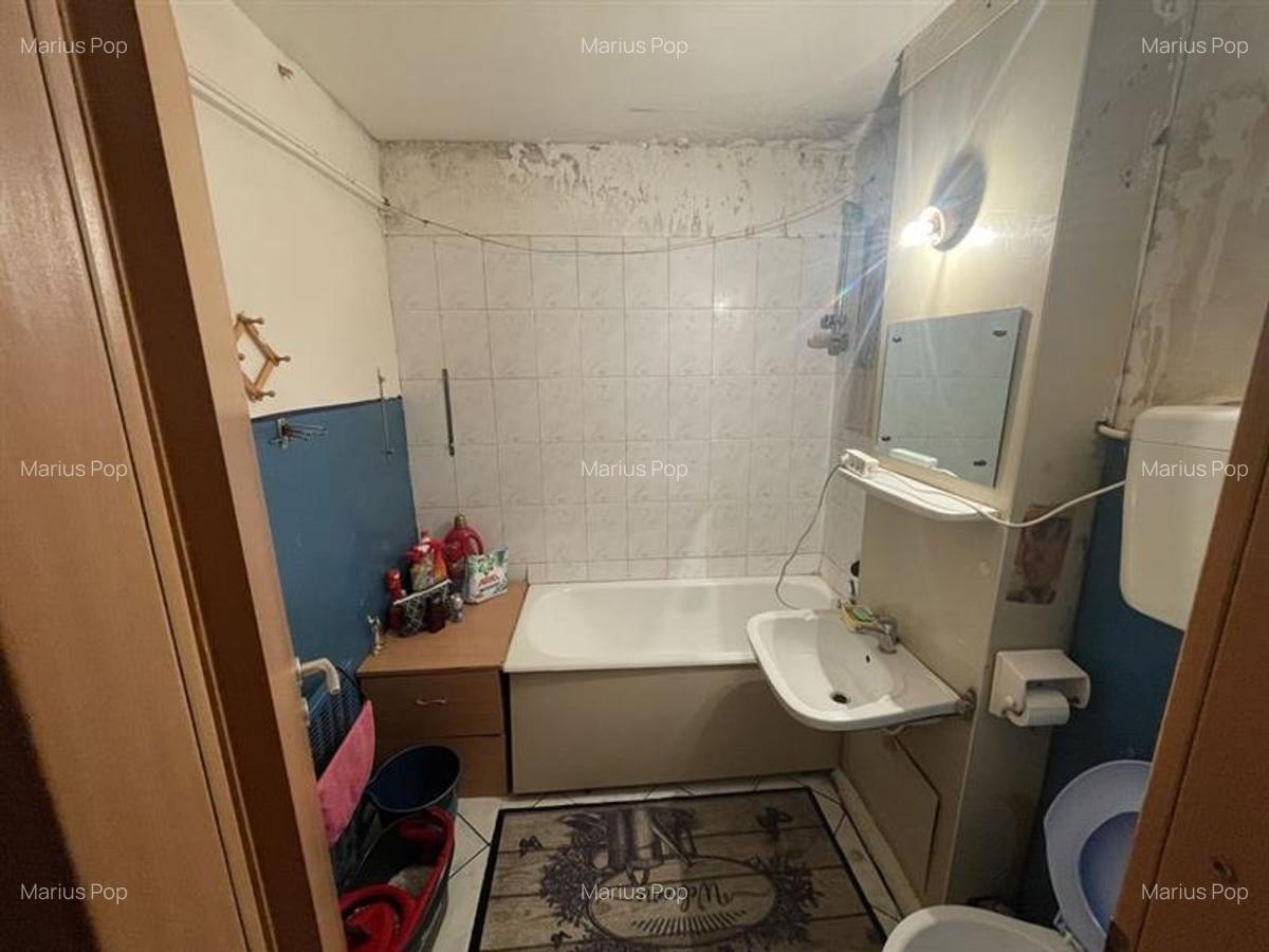 Apartament cu 3 camere decomandat în Răcădău - 6